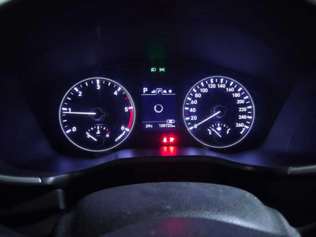 HYUNDAI Santa Fe - Vista 10