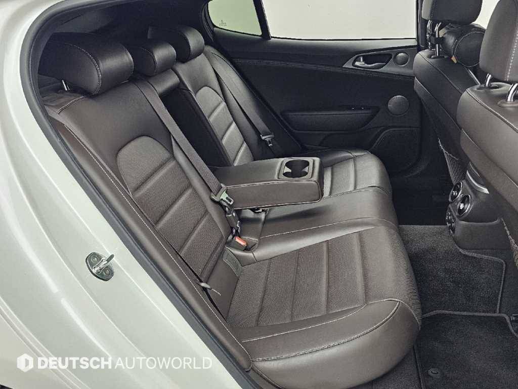 KIA Stinger 2019 Blanco - Importación desde Corea - HF Imports Iquique - Foto 13