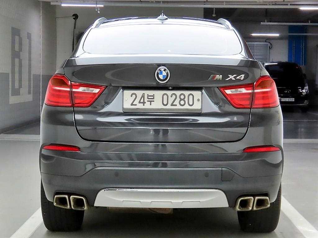 BMW X4 - Vista 3
