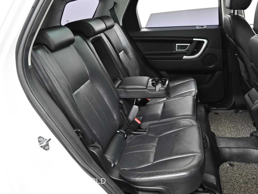 Land Rover Discovery Sports - Vista 12
