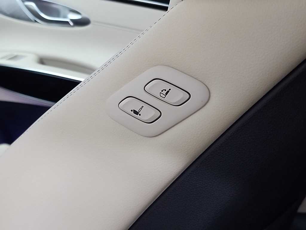 Genesis GV70 2021 Blanco - Importación desde Corea - HF Imports Iquique - Foto 13