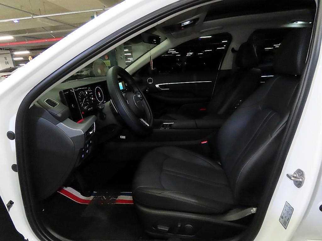 HYUNDAI Sonata - Vista 6