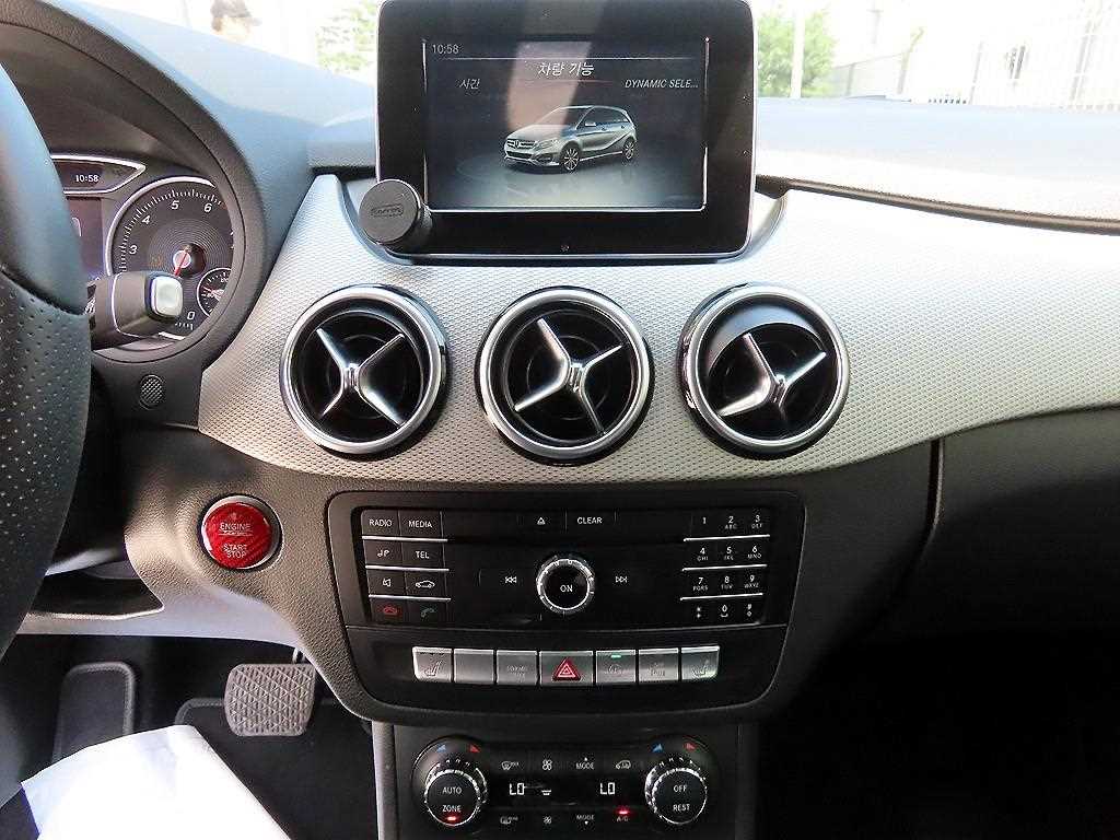 Mercedes Benz B Class (MY B) 2018 Blanco - Importación desde Corea - HF Imports Iquique - Foto 13