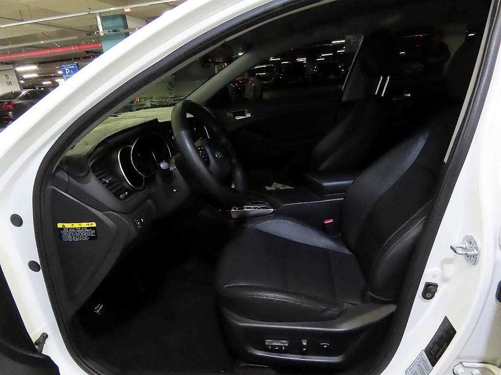 KIA K5 - Vista 6