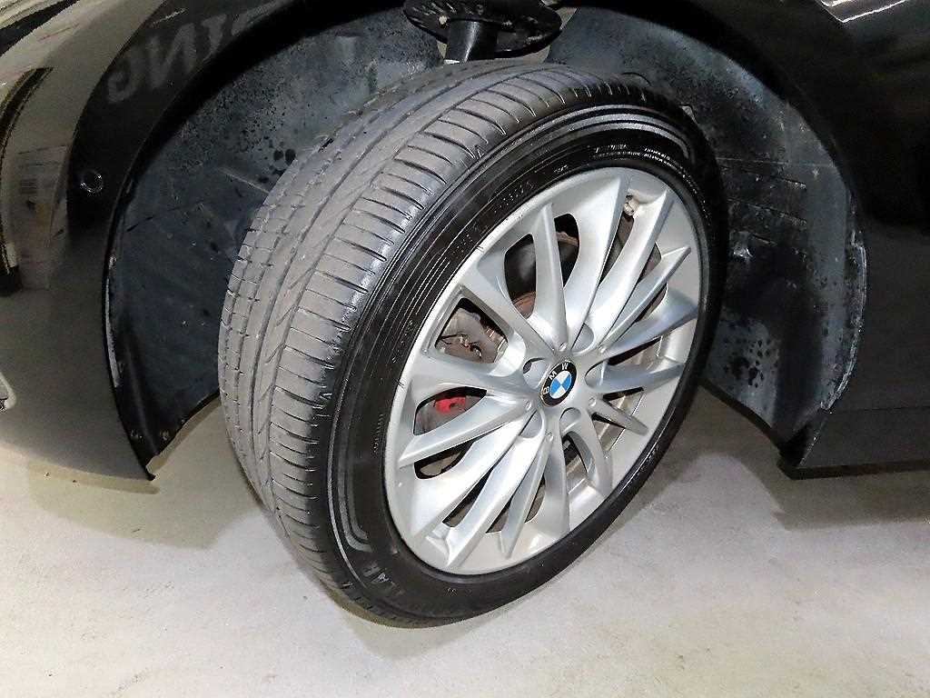 BMW 1 series 2021 Negro - Importación desde Corea - HF Imports Iquique - Foto 18