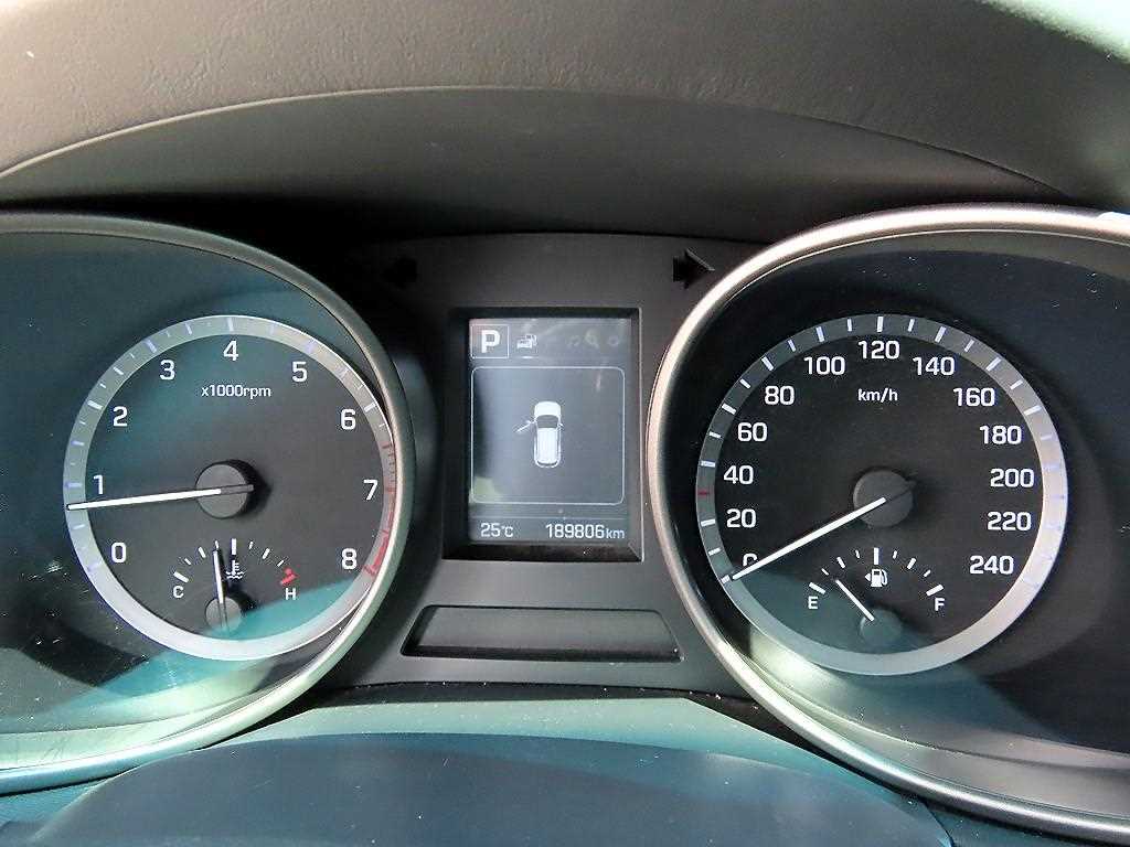 HYUNDAI Santa Fe - Vista 9