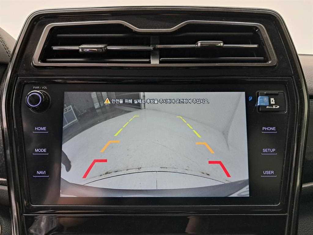 Ssangyong Tivoli - Vista 10