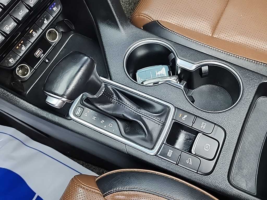 KIA Sportage - Vista 8