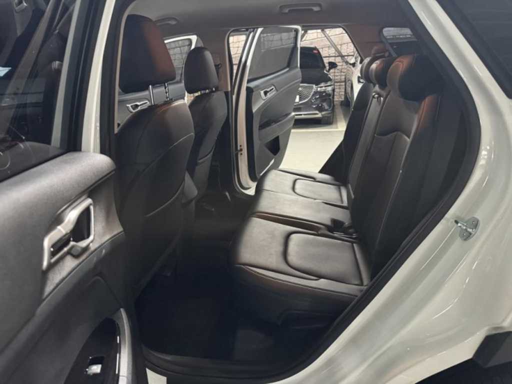 KIA Sportage - Vista 8