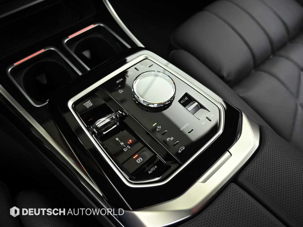 BMW 7 Series - Vista 9