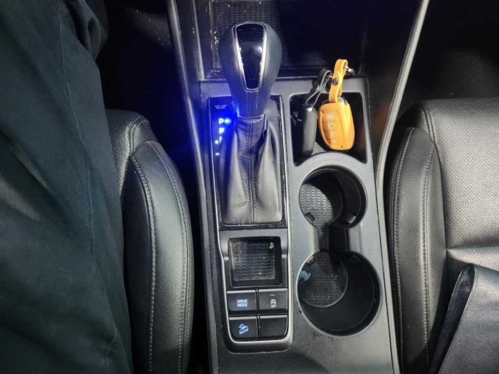HYUNDAI Tucson - Vista 4