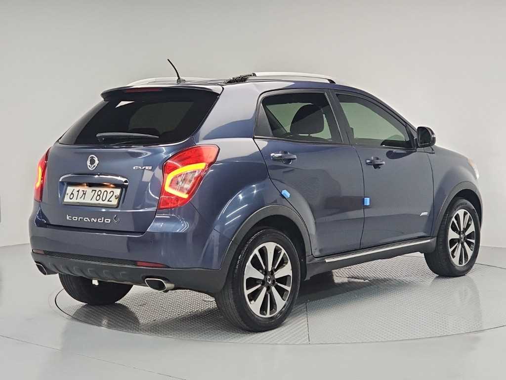 Ssangyong Korando - Vista 4