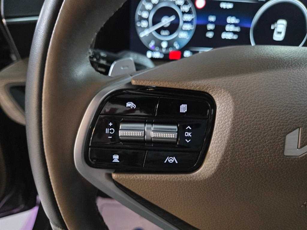 KIA K8 - Vista 7