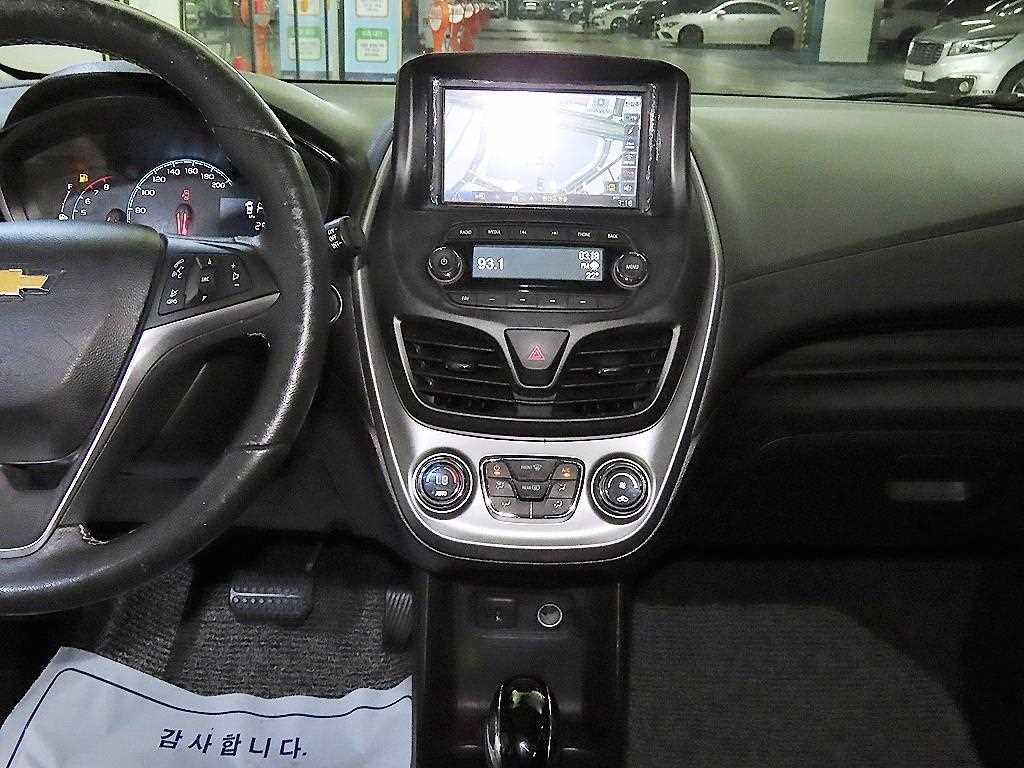 Chevrolet Spark - Vista 11