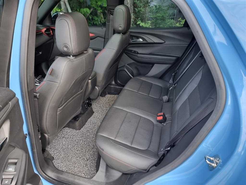 Chevrolet Trail Blazer - Vista 11
