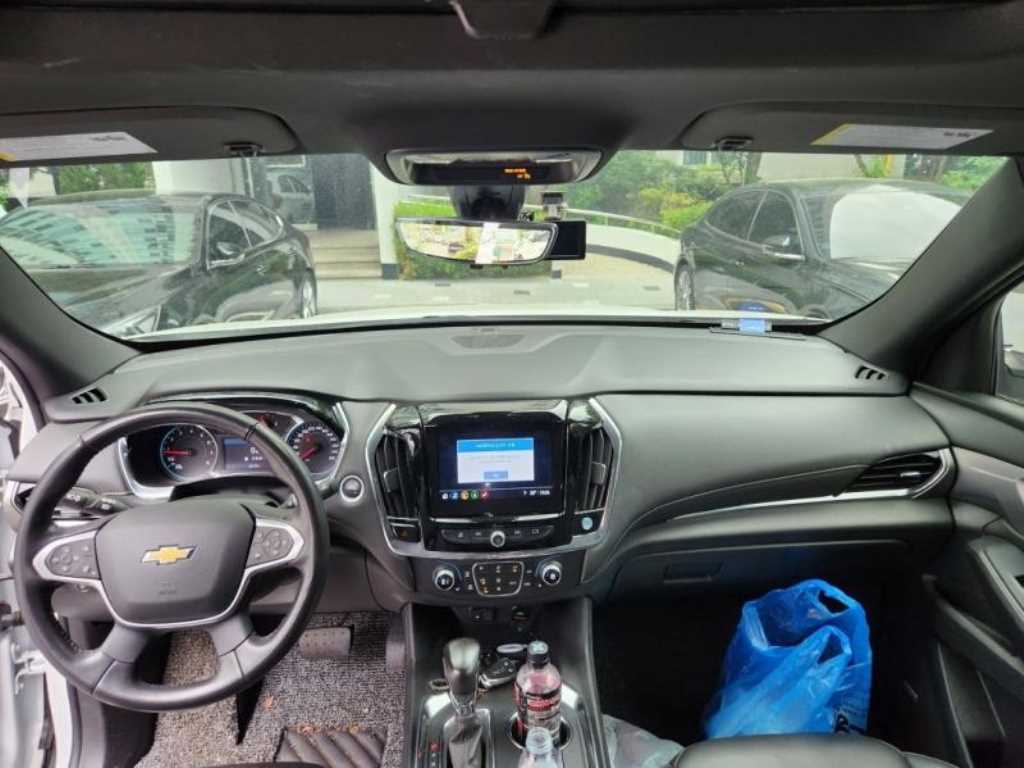 Chevrolet Travers - Vista 8