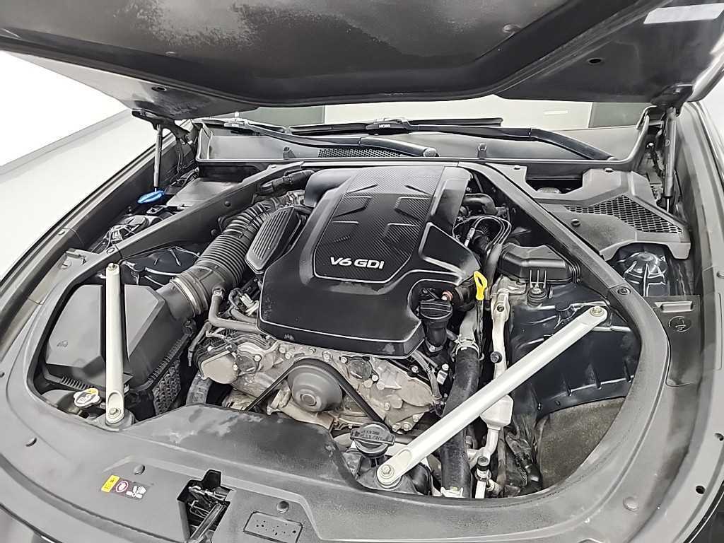 KIA K9 - Vista 5