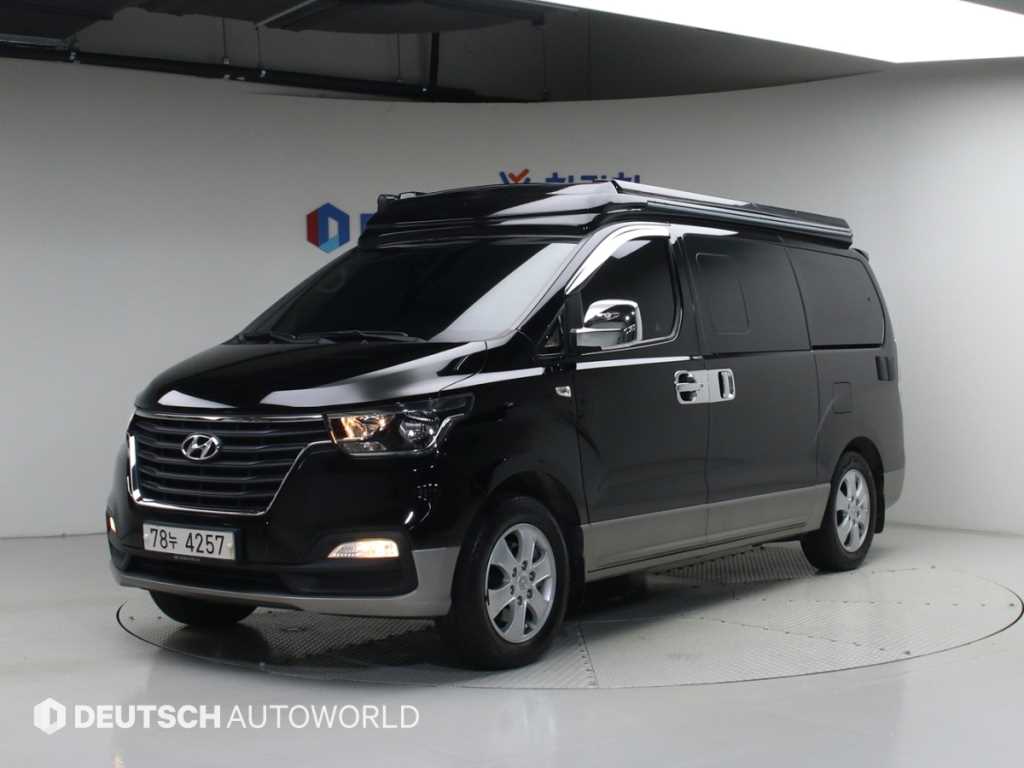 HYUNDAI Starex 2021