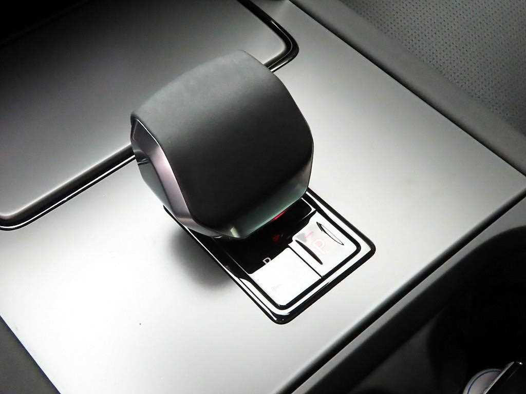 Land Rover Discovery Sports - Vista 10