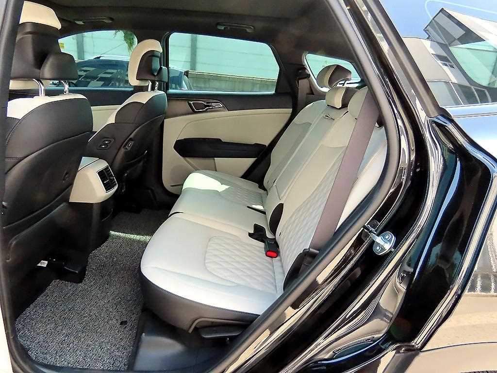 KIA Sportage - Vista 6