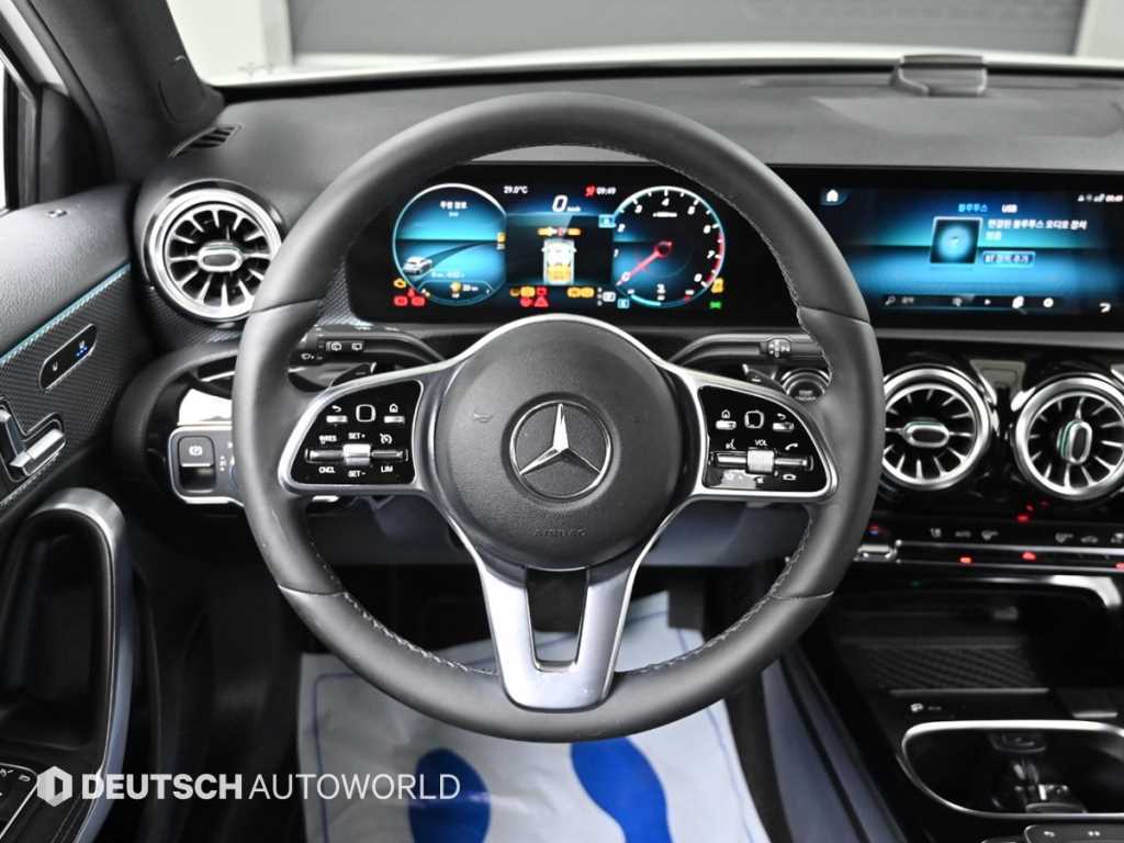 Mercedes Benz A Class 2021 Blanco - Importación desde Corea - HF Imports Iquique - Foto 13
