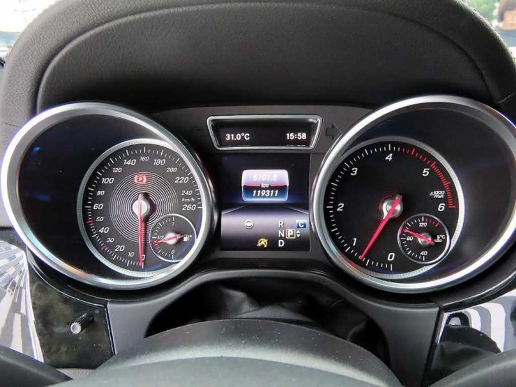 Mercedes Benz GLS Class - Vista 9