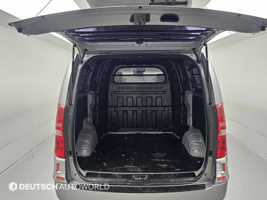 HYUNDAI Starex 2018 Gris - Importación desde Corea - HF Imports Iquique - Foto 19