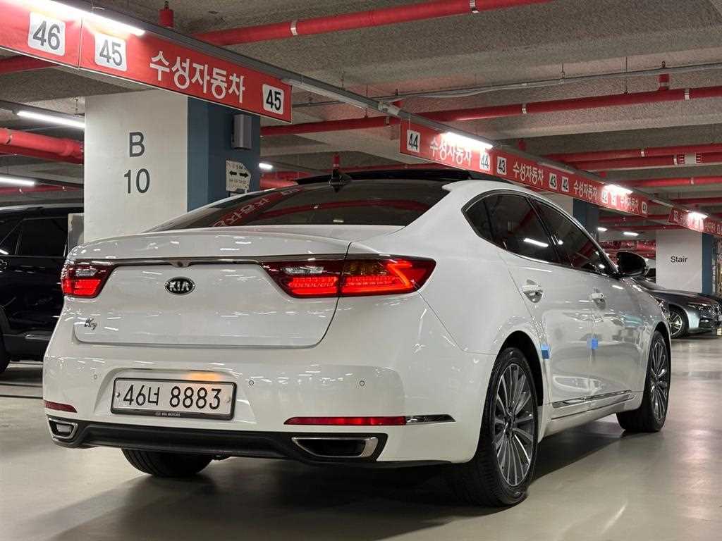 KIA K7 - Vista 3