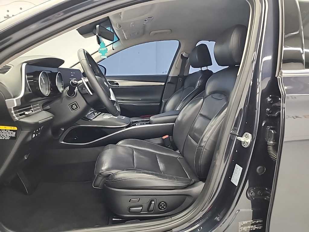 HYUNDAI Grandeur - Vista 11
