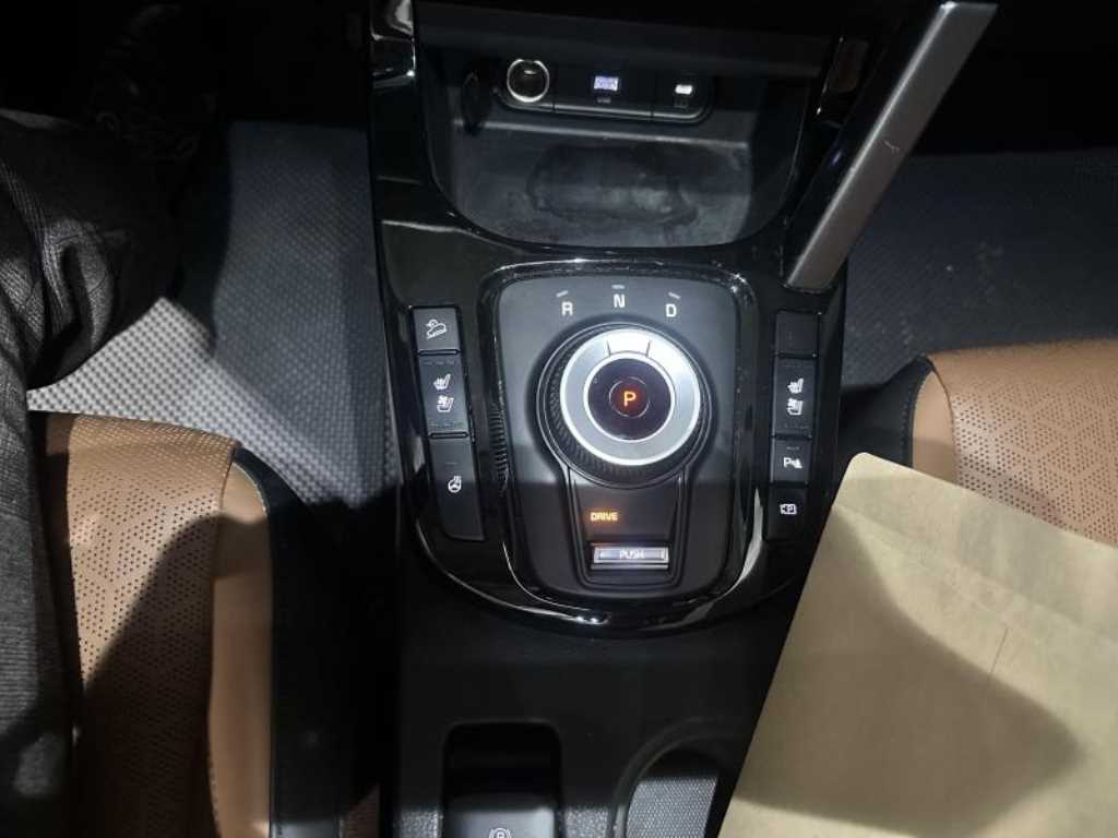 KIA Seltos - Vista 6