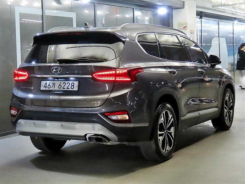 HYUNDAI Santa Fe - Vista 4