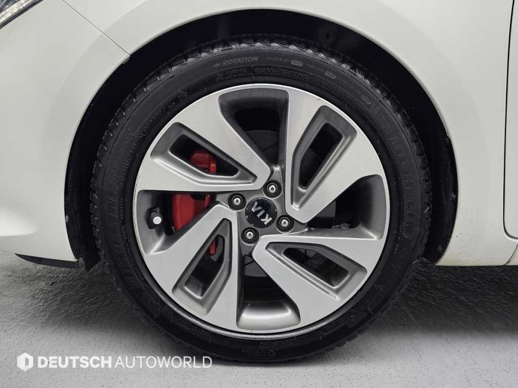 KIA Pride - Vista 5