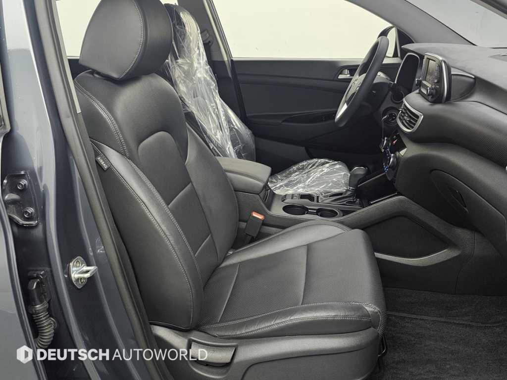 HYUNDAI Tucson - Vista 10