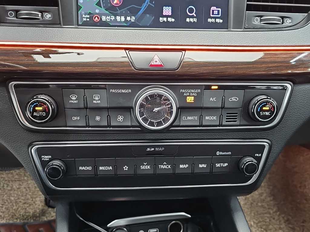 KIA K7 - Vista 10