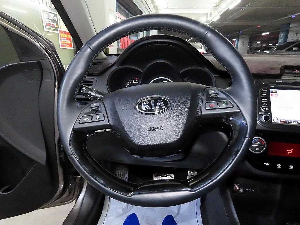 KIA Morning - Vista 8