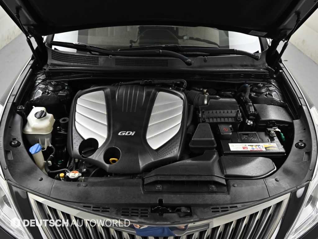 HYUNDAI Grandeur - Vista 6