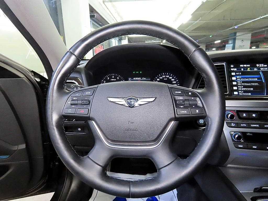 Genesis G80 - Vista 8