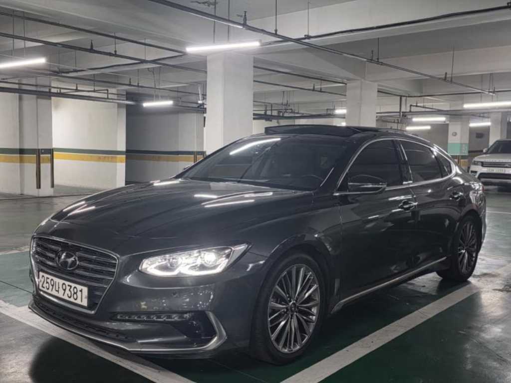 HYUNDAI Grandeur - Vista 2