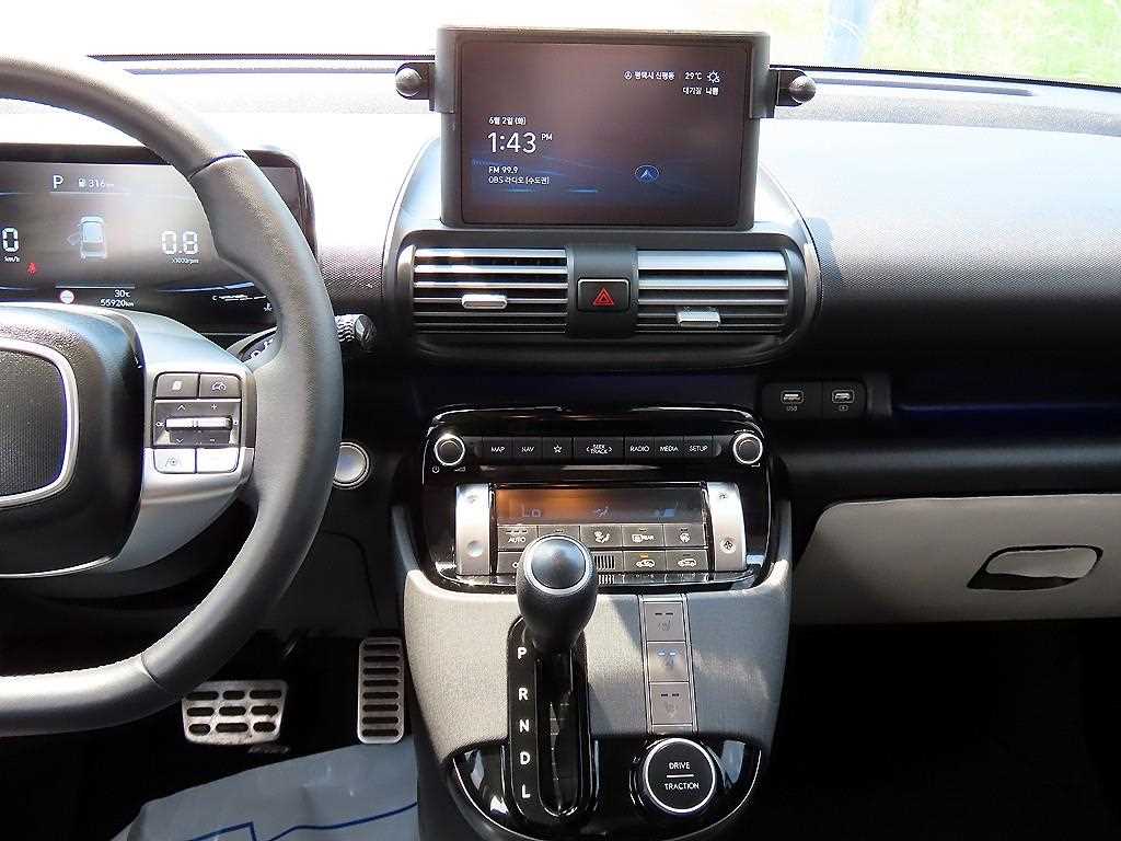 HYUNDAI Casper - Vista 10