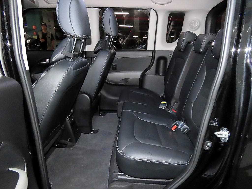 KIA Ray - Vista 7