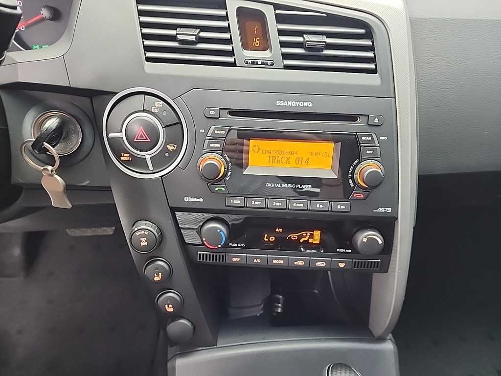 Ssangyong Korando - Vista 10