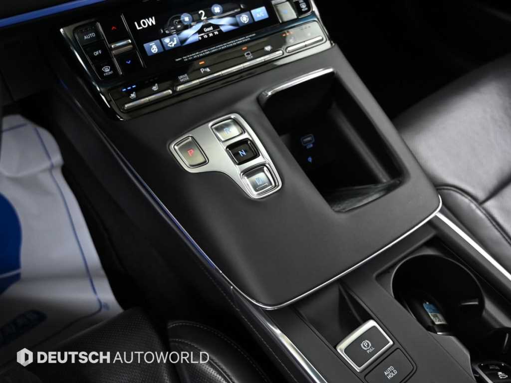 HYUNDAI Grandeur - Vista 9