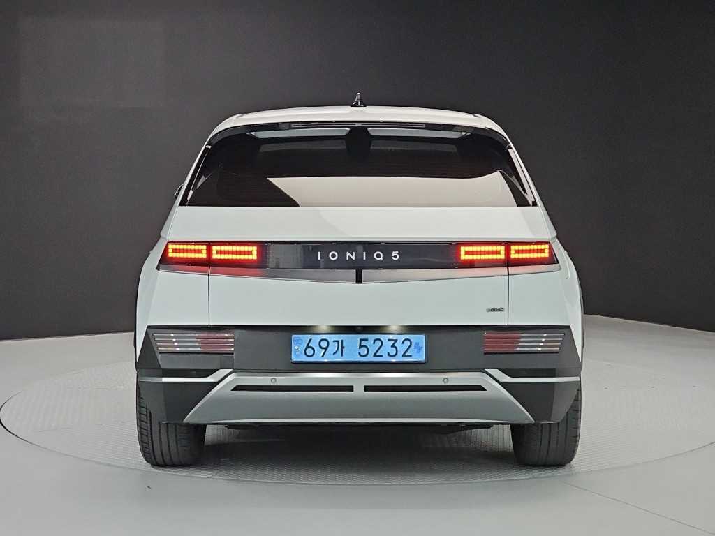 HYUNDAI Ioniq 5 - Vista 3