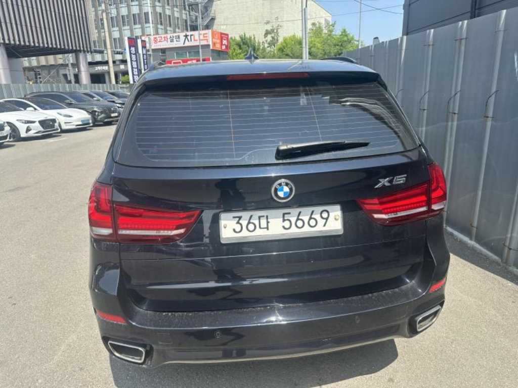 BMW X5 - Vista 6