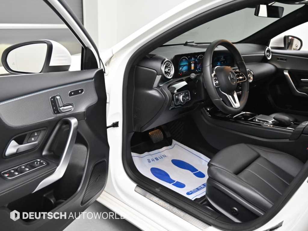 Mercedes Benz A Class - Vista 11