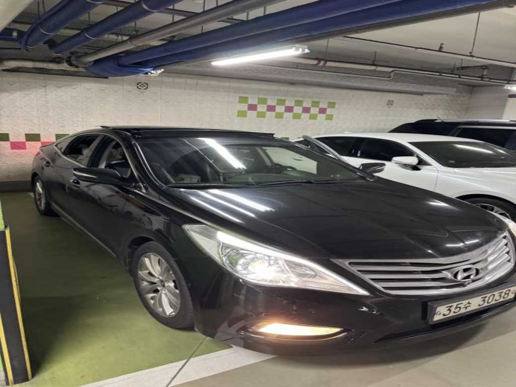 HYUNDAI Grandeur - Vista 3