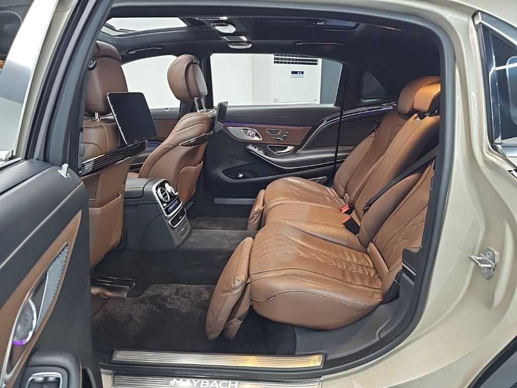 Mercedes Benz S Class - Vista 12