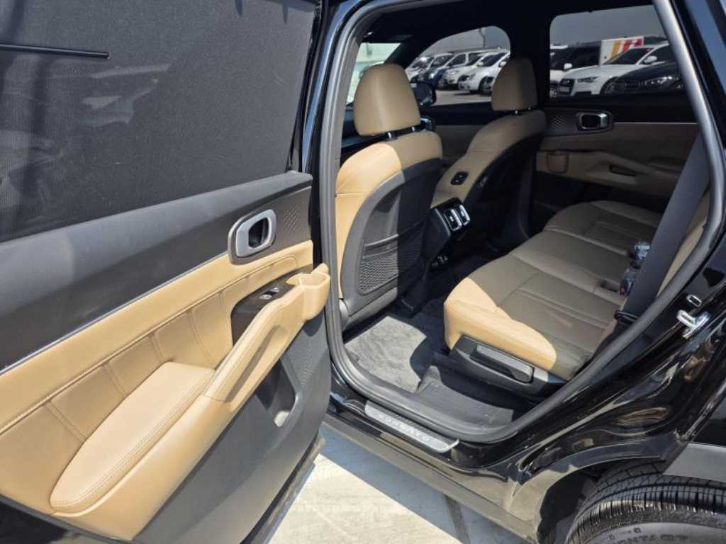 KIA Sorento - Vista 8