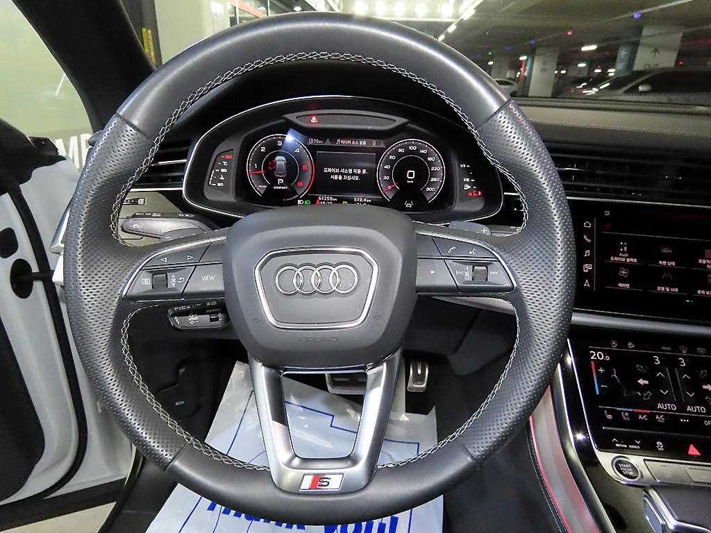 Audi Q8 - Vista 8