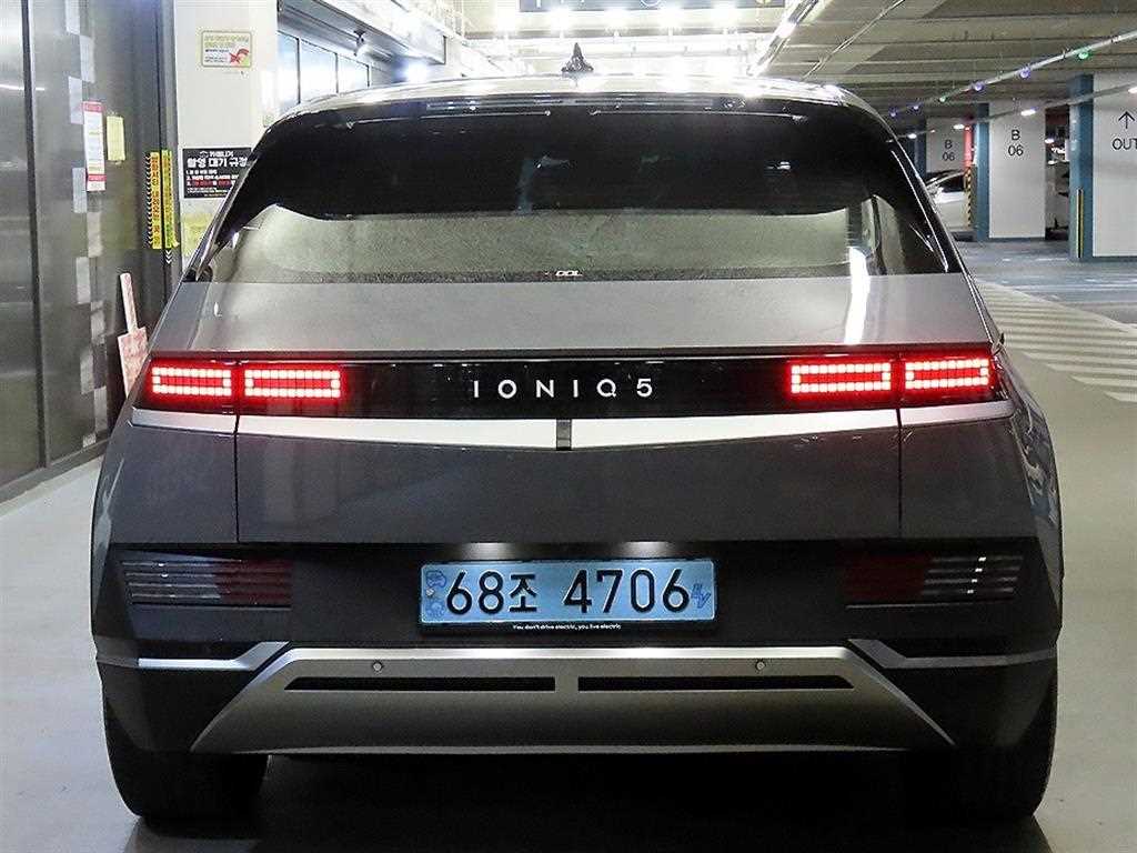 HYUNDAI Ioniq 5 - Vista 5